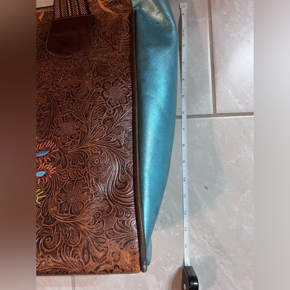 Consuela Tote - Picture 9 of 10